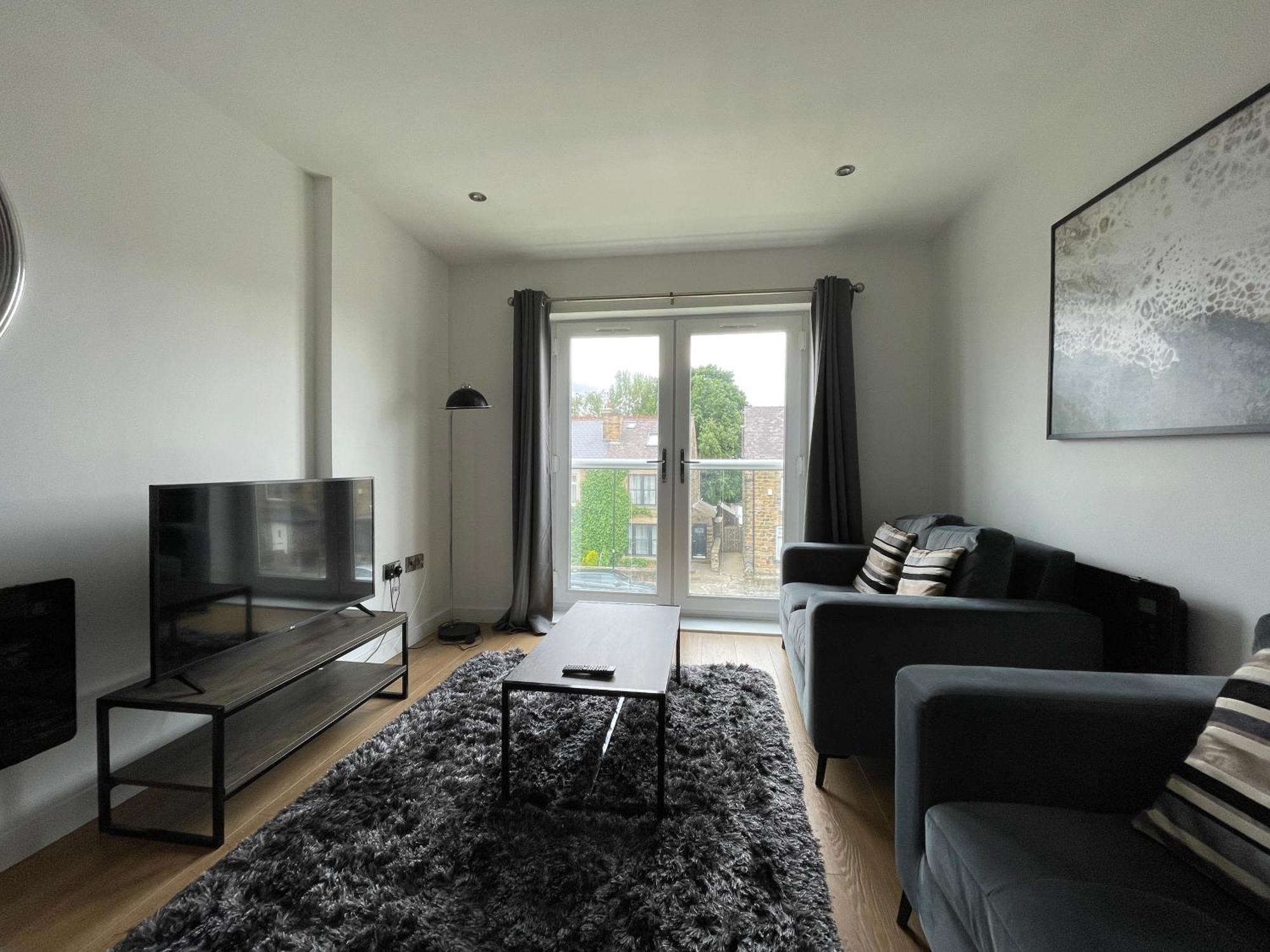 Stylish And Modern 2Br Apartment With Parking เชฟฟิลด์ ภายนอก รูปภาพ